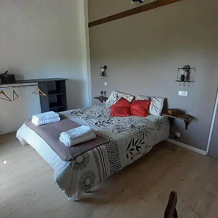 B&B Les De Guillaunas